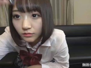 精品小旅馆偷拍貌似很有文化的四眼仔和口活不错的小女友开房毒龙的动作很专业